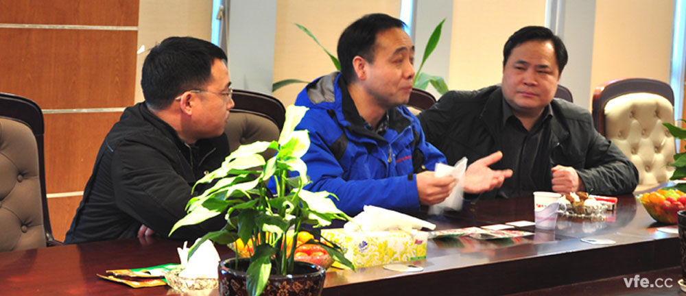 全國電磁計量技術委員會邵海明秘書長在湖南省計量檢測研究院李慶先副院長的陪同下，蒞臨銀河電氣指導工作