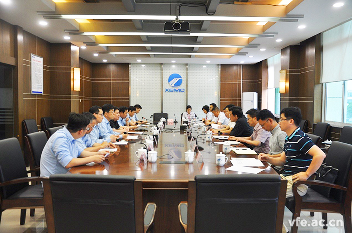 三方就協(xié)同創(chuàng)新展開討論，并達成合作協(xié)議