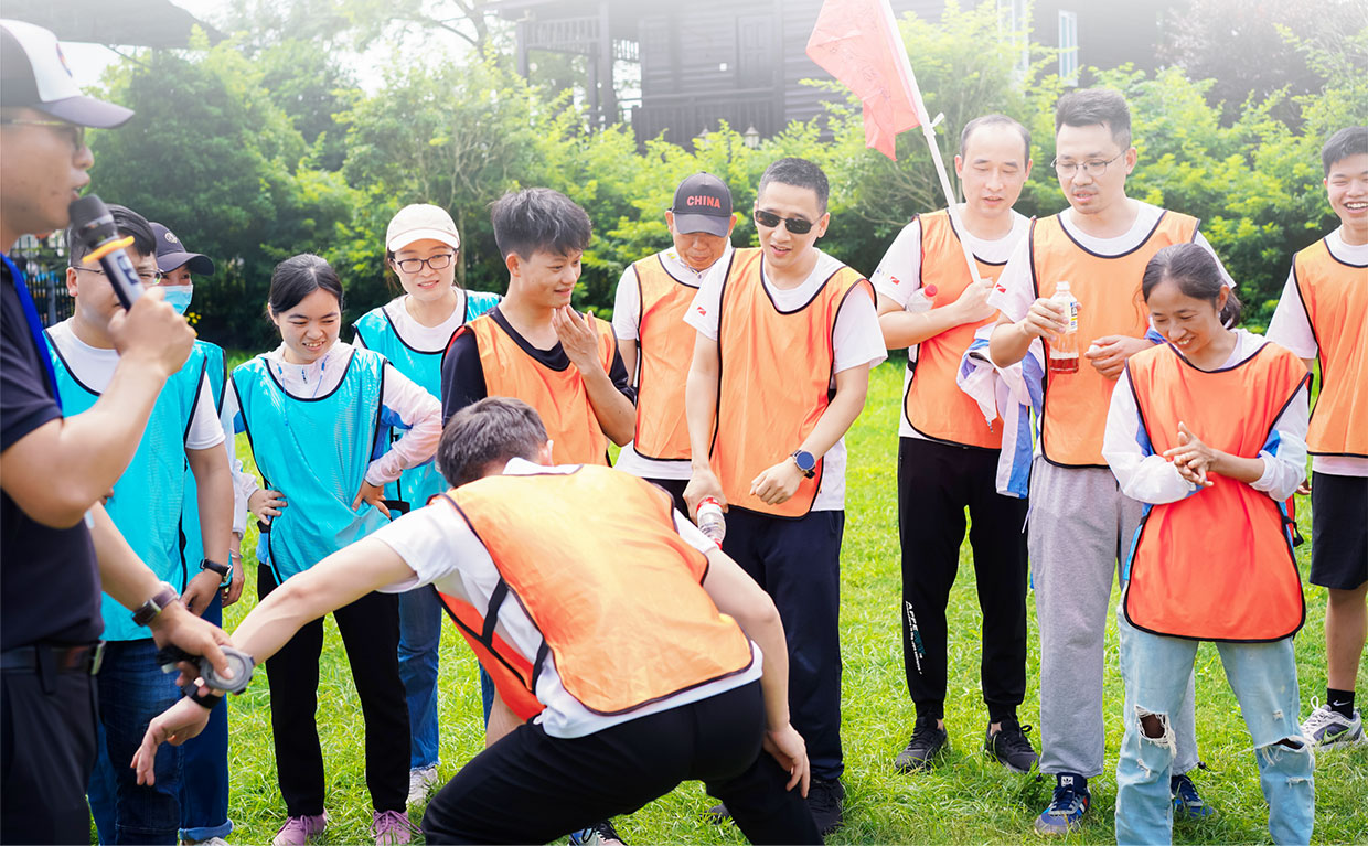 懷熱愛·奔赴山?！?023銀河電氣主題團建活動側(cè)記